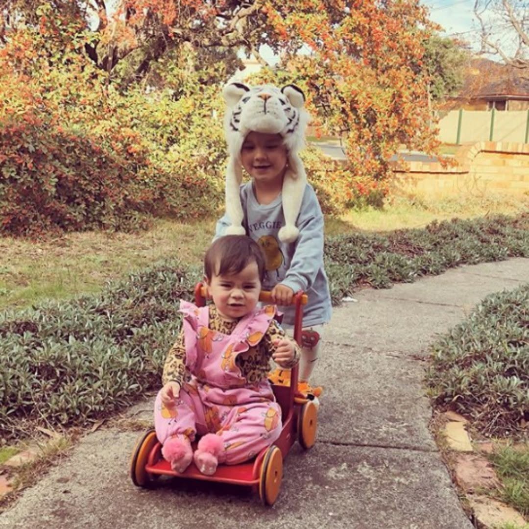 Walking cart tin children Off White